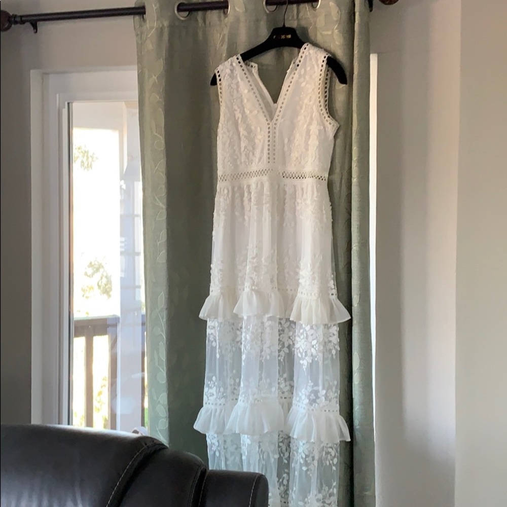 Long whit dress size M